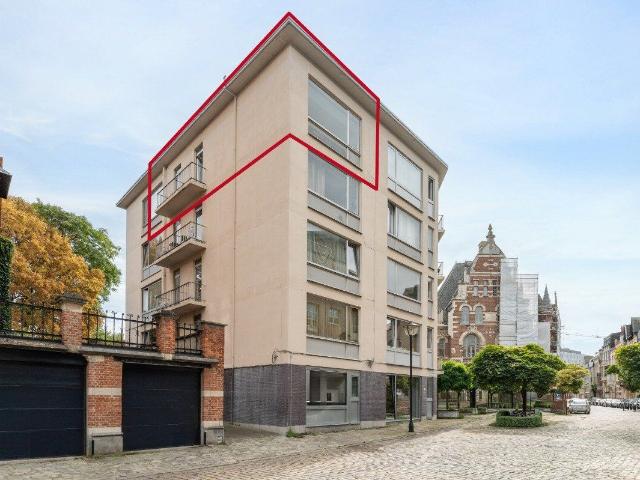 Charmante studio met ruim terras op topligging in Antwerpen
