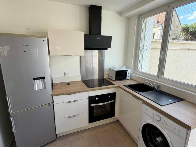 ✨ Charmante petite maison T1 meublée – Châtellerault