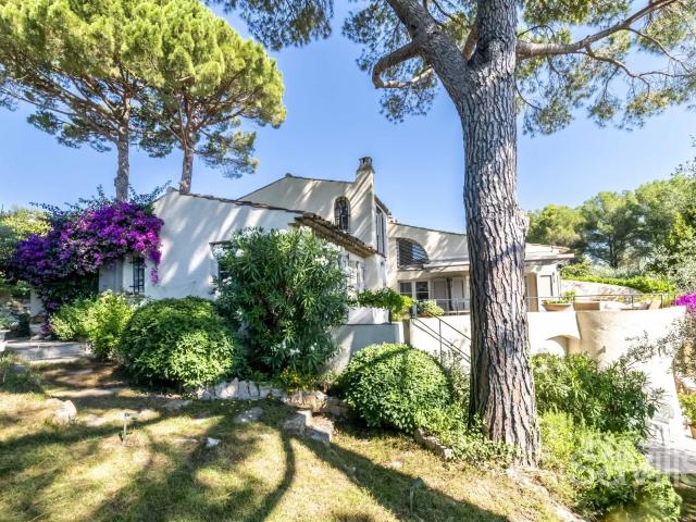 Charmante propriété dans un domaine prisé 192m² Valbonne