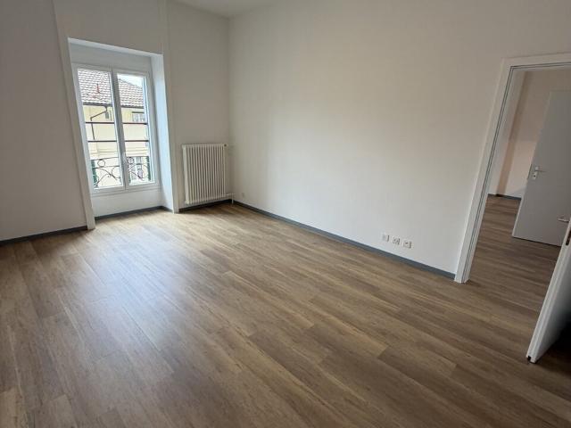 Charmantes 2.5 Zimmer Apartment im 4. Stock renoviert