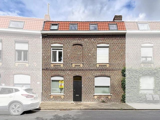 Charmante rijwoning in centrum