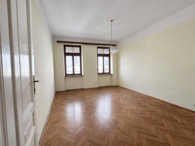Charmante Wohnung in 1170 Wien – sanierungsbedürftig, 69m², baubewilligter Balkon, viel Potenzial, Nahe Yppenplatz!