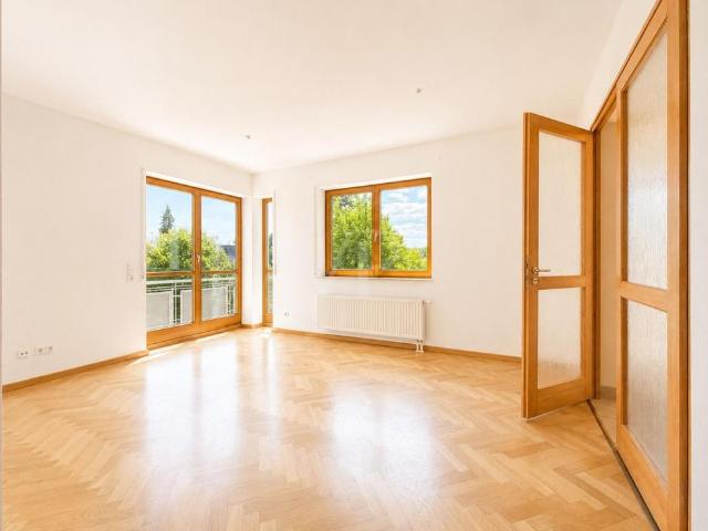 Charmante Wohnung mit Balkon in Weimars Südvorstadt zur Miete