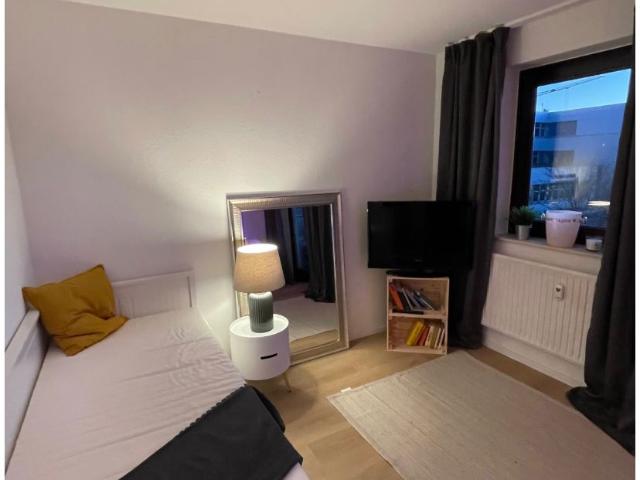 Charmante Wohnung in Düsseldorf mit Balkon, Dusseldorf Amsterdam Apartments for Rent