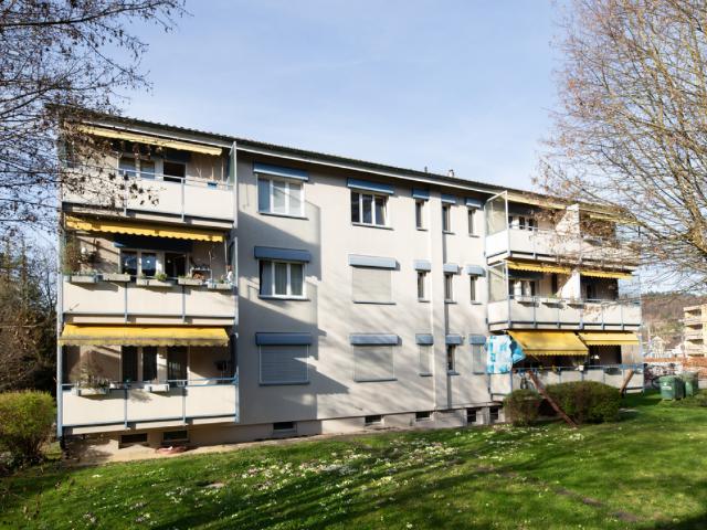 Frisch teilrenovierte 4 Zimmerwohnung mit sonnigem Balkon in Sissach