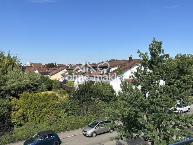 Charmante Wohnung mit neuer Einbauküche und herrlichem Balkon