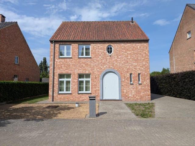 Charmante woning met 3 slaapkamers op toplocatie