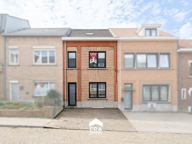 Charmante woning met 3 slaapkamers en tuin