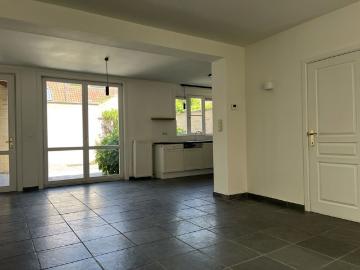 Charmante woning met drie slaapkamers en gezellige stadstuin te Brugge