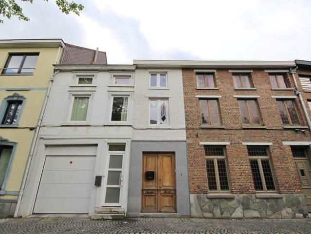 Charmante woning met gezellig stadstuintje in het centrum.