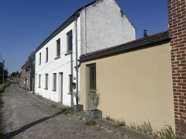 Charmante woning op unieke locatie midden in de natuur – Vis