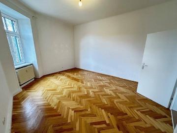 WUNDERSCHÖNE * charmante Altbauwohnung im Herzen von Graz!