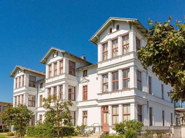 Charmante Terrassenwohnung in schöner sanierter Villa strandnah im Kaiserbad Ahlbeck