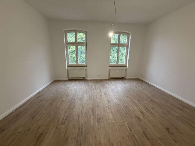 Charmante und modernisierte 3 Zimmer Wohnung