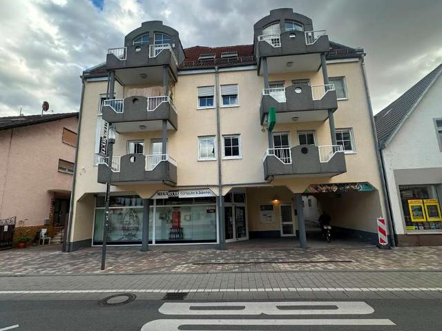 Charmante und großzügige Eigentumswohnung im Herzen von Bürstadt