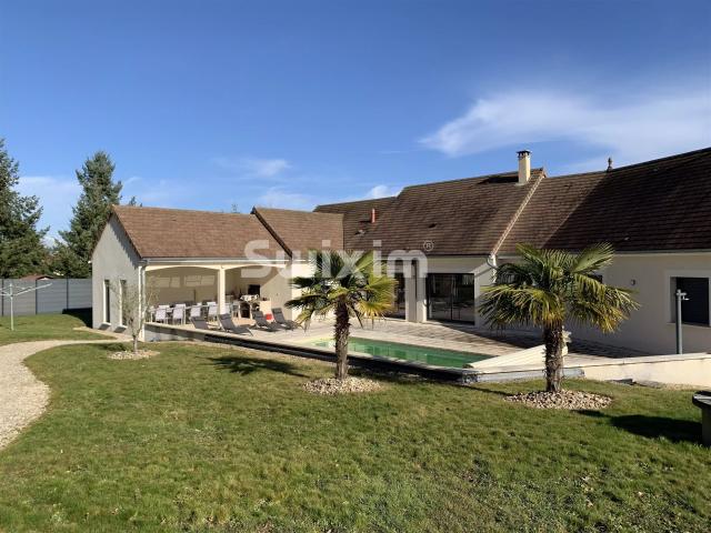Charmante Villa Au Calme Avec Piscine 175m² Demigny