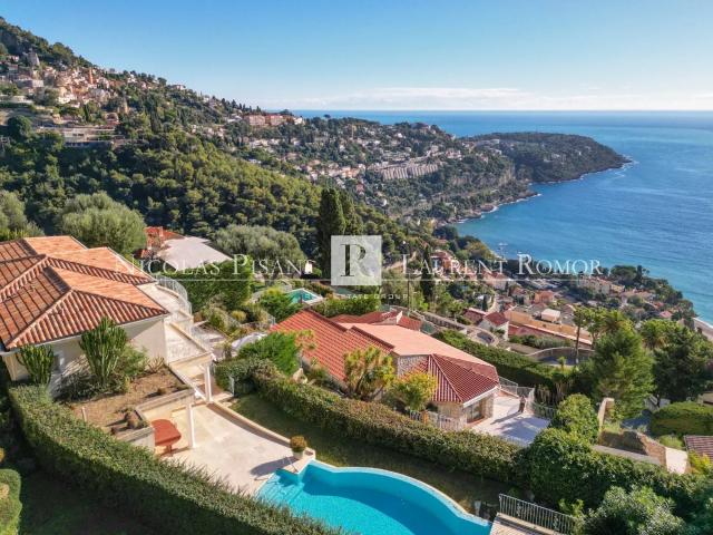 Charmante villa en pierres de taille — À seulement 1 km de M. 250m² Roquebrune Cap Martin