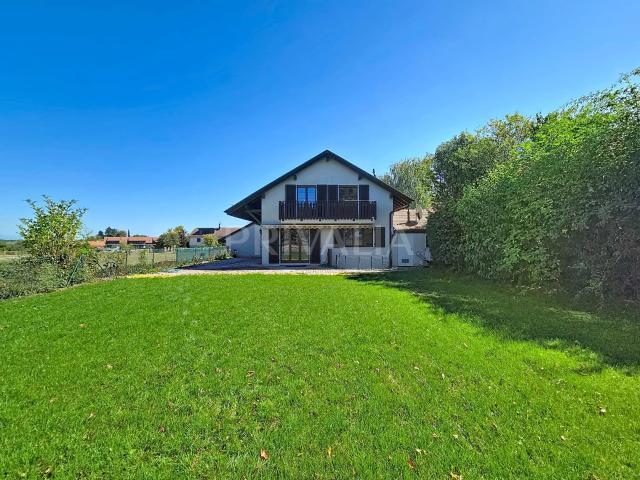 Charmante villa semi individuelle avec vue exceptionnelle sur la campagne