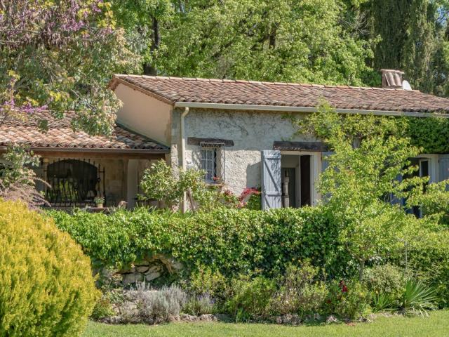 Charmante Villa plain pied exposée Sud 178m² Opio