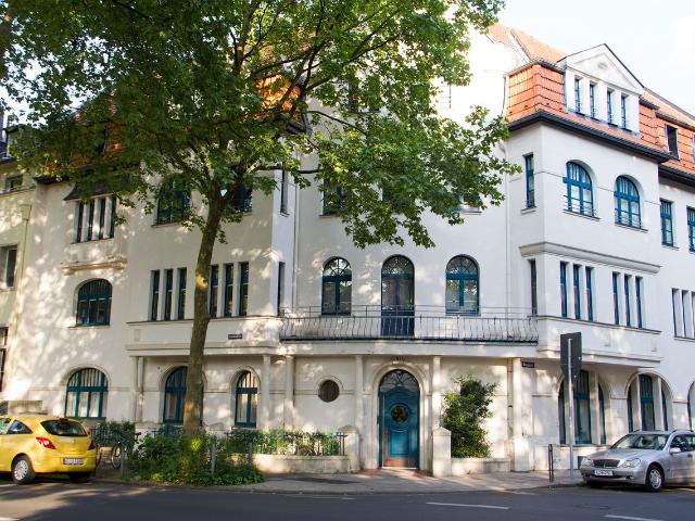 Charmanter Altbau in sehr guter Lage mir hervorragender Anbindung, Koln Amsterdam Apartments for Rent