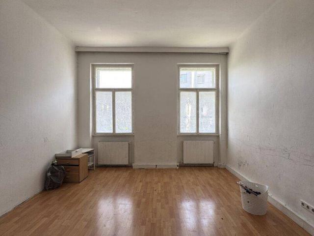 Charmanter Altbau mit Entwicklungspotenzial in Ruhelage – 2 Zimmer Wohnung in Wien Brigittenau