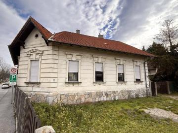 Historisches Stadthaus im Altbau Stil attraktive Immobilie für Selbstnutzer sowie Projektentwickler