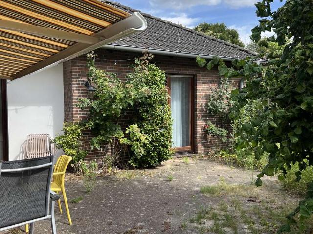 Charmanter Bungalow mit großem Garten