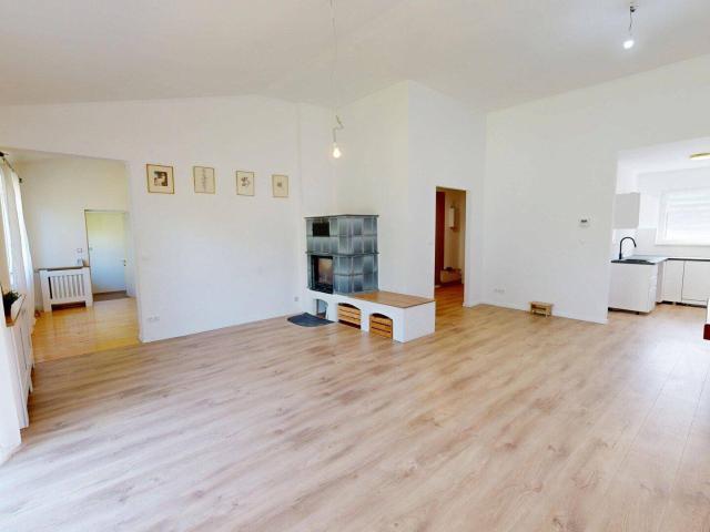 Charmanter Bungalow mit sonnigem Garten und guter Anbindung nach Wien