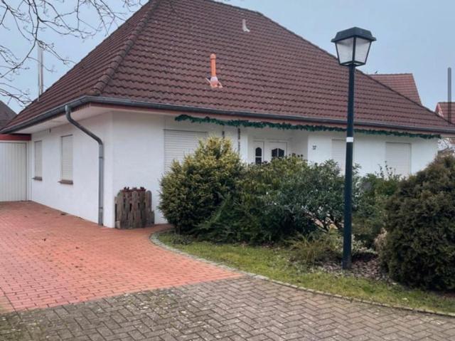 Charmanter Bungalow in Lahausen