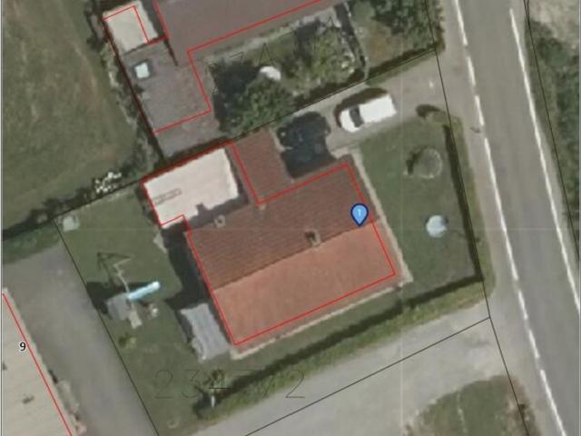 Charmanter Bungalow in Schöner Lage Renovierungsprojekt!