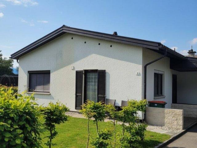 Charmanter Bungalow in schöner Lage – Renovierungsprojekt!