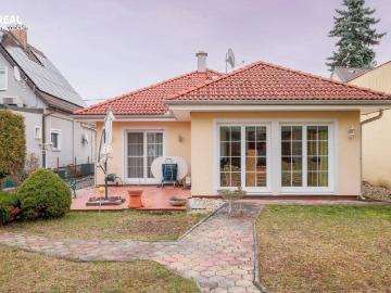 House for sale in 1220 - Garten, Parkplatz
