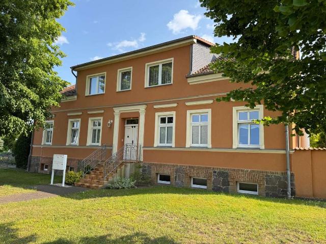 Charmantes Mehrfamilienhaus mit großem Grundstück – ein Anwesen voller Möglichkeiten