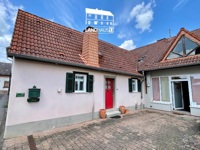 Charmantes, modernisiertes Einfamilienhaus • Kombination Altbau+Neubaustil • Garten • Schwabenheim