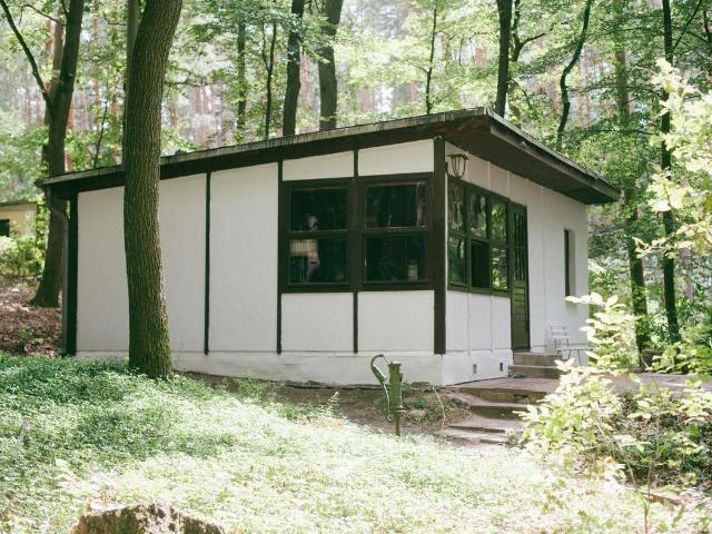 Charmantes Naturgrundstück in Seenähe mit Bungalow und Bauwagen