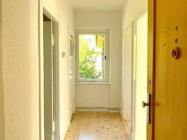 Charmantes Altbau Refugium mit Balkon in idyllischer Spandauer Lage