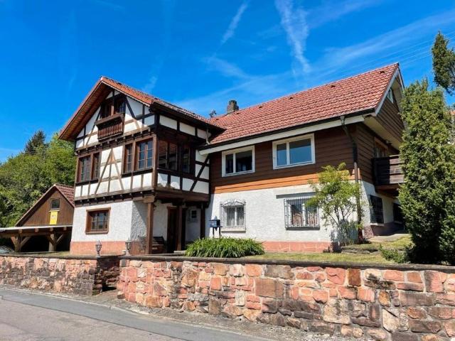 Charmantes Anwesen in bester Wohnlage von Wilhelmsfeld