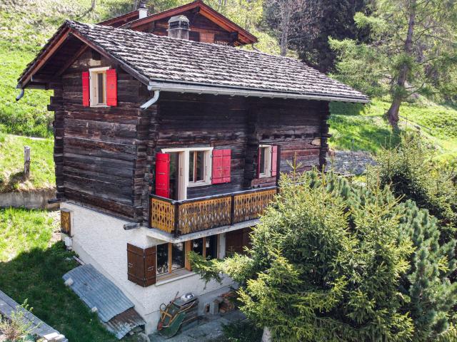 Charmantes Chalet auf drei Ebenen mit außergewöhnlicher Aussicht