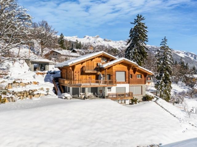 Charmantes Chalet in einer Zweitwohnungssiedlung