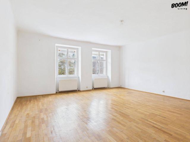 Charmantes City Apartment in Toplage der Singerstraße – renovierungsbedürftig mit großem Gestaltungspotenzial