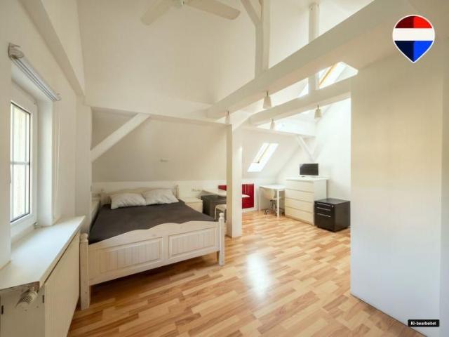 Charmantes Dachgeschoss Apartment mit besonderem Raumgefühl – 850 € All inclusive Pauschalmiete