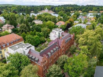 Berliner Vorstadt - Balkon, Aufzug