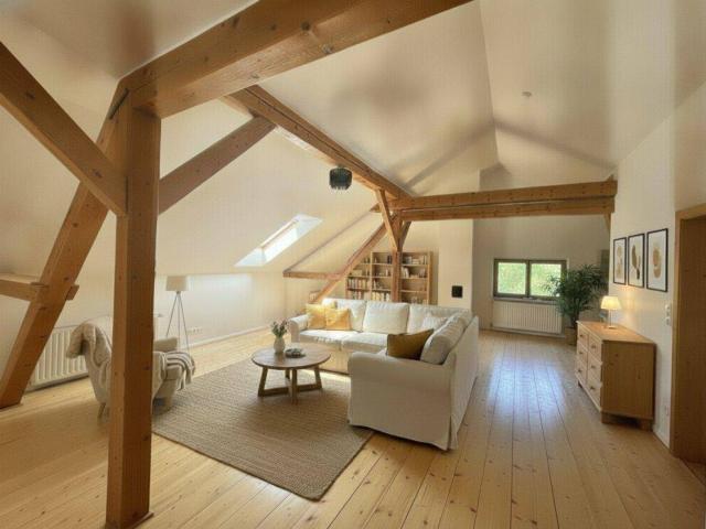 CHARMANTES DACHGESCHOSS LOFT NAHE MARIAZELL