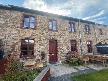 Charmantes denkmalgeschütztes Reihenmittelhaus in Aachen Brand