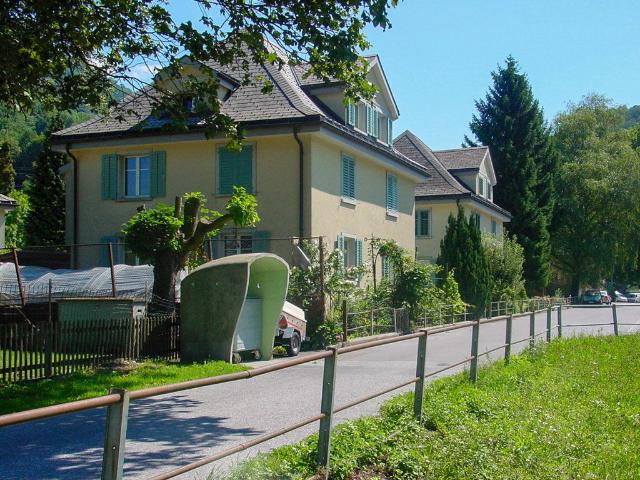 Charmantes Doppeleinfamilienhaus mit Garten