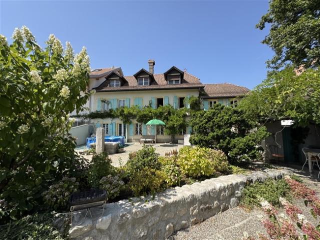 Charmantes Dorfhaus mit einzigartigem Charakter