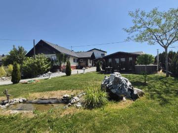 Charmantes ehemaliges Bauernhaus in Aussichtslage