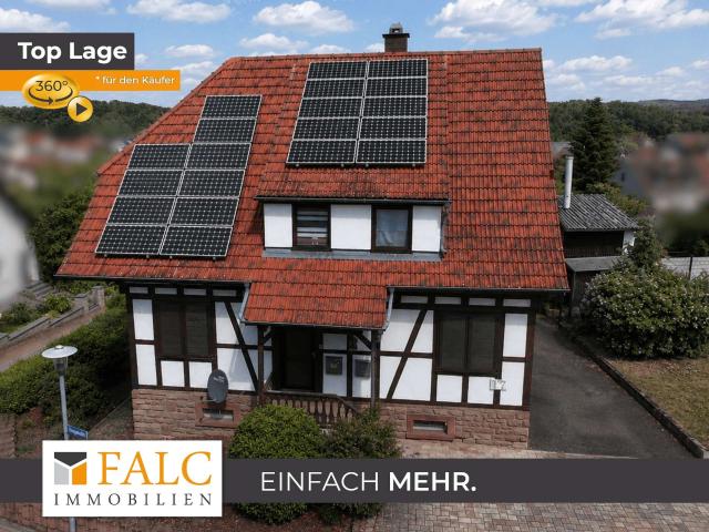 Charmantes Ein bis Zweifamilienhaus mit Garten, Photovoltaikanlage und Stellplätzen