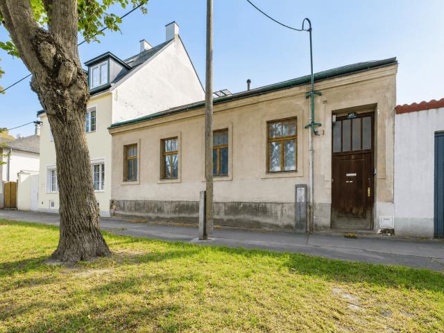 Charmantes Einfamilienhaus auf Eigengrund mit viel Potenzial in Wien Simmering