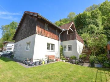 Charmantes Einfamilienhaus in Thalheim bei Wels mit Doppelgarage